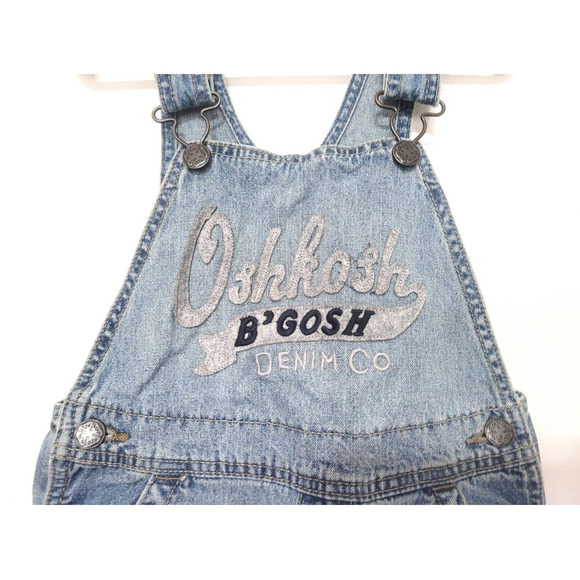 OshKosh B’Gosh Demim Bib Overalls Kids Size 4T Light Wash Embroidered Logo Patch - Picture 3 of 9
